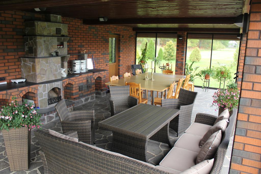 Krapi Guesthouse Treimani Extérieur photo
